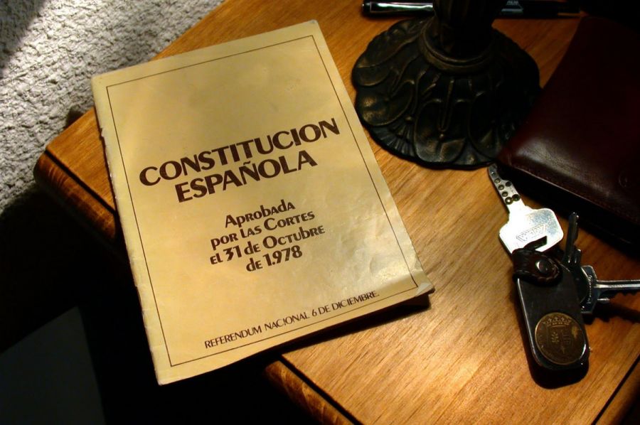 Испания отмечает день рождения своей демократической Конституции